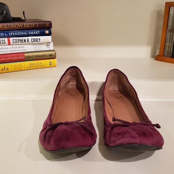 Vince Camuto Ballet Flats | GUC | 7M - Picture 2 of 8